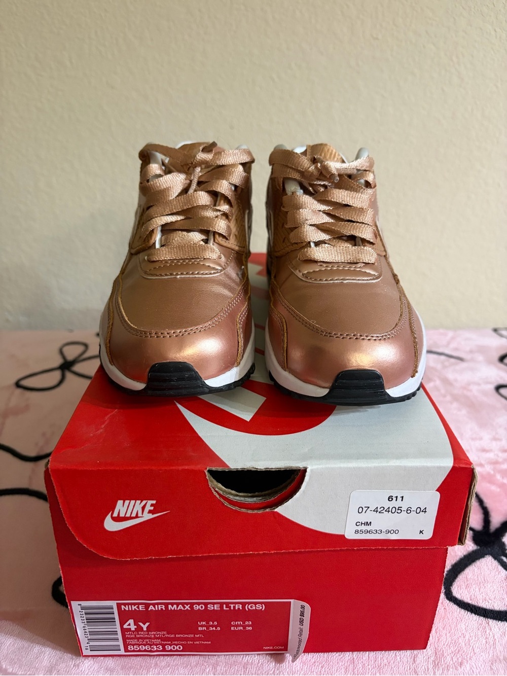 Nike Air Max 90 SE Metallic Rose Gold Sneakers